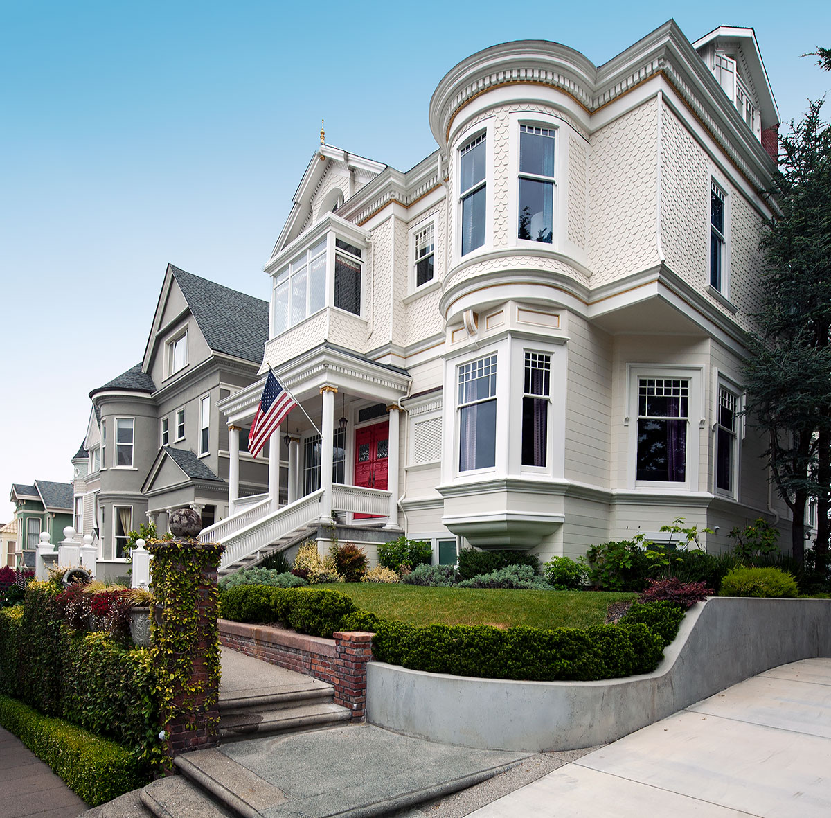 2214 Clay Street in Pacific Heights was designed by Newsom & Newsom and built in 1885.