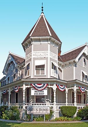 Meux House in Fresno, California