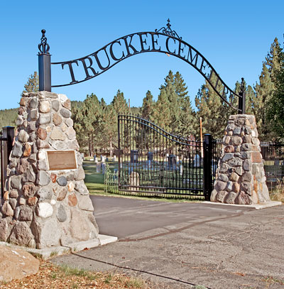 Sierra Mountain Cemetery in Truckee