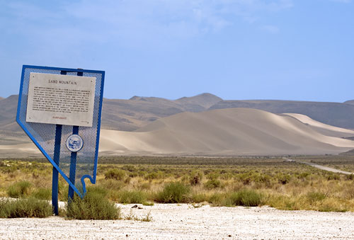 Nevada Historic Marker 10: Sand Mountain