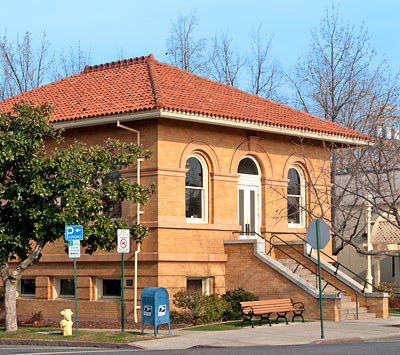 National Register #90001814: Lincoln Carnegie Library