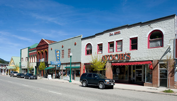 A Quiet Sunday on Main Street in Quincy, California