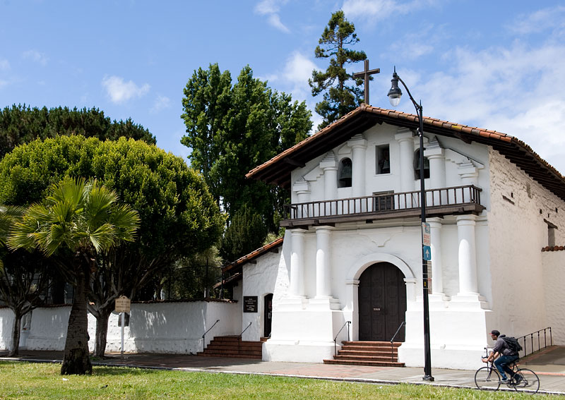 Mission Dolores was renovated in 1920 under the direction of Willis Polk.