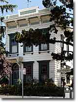 Marsden Kershaw House, San Francisco. Photograph copyright &copy; 2003 by Alvis E Hendley.
