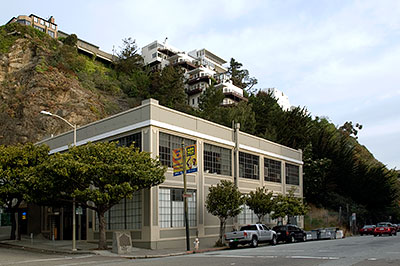 California Historical Landmark #941: Farnsworth Green Street Lab