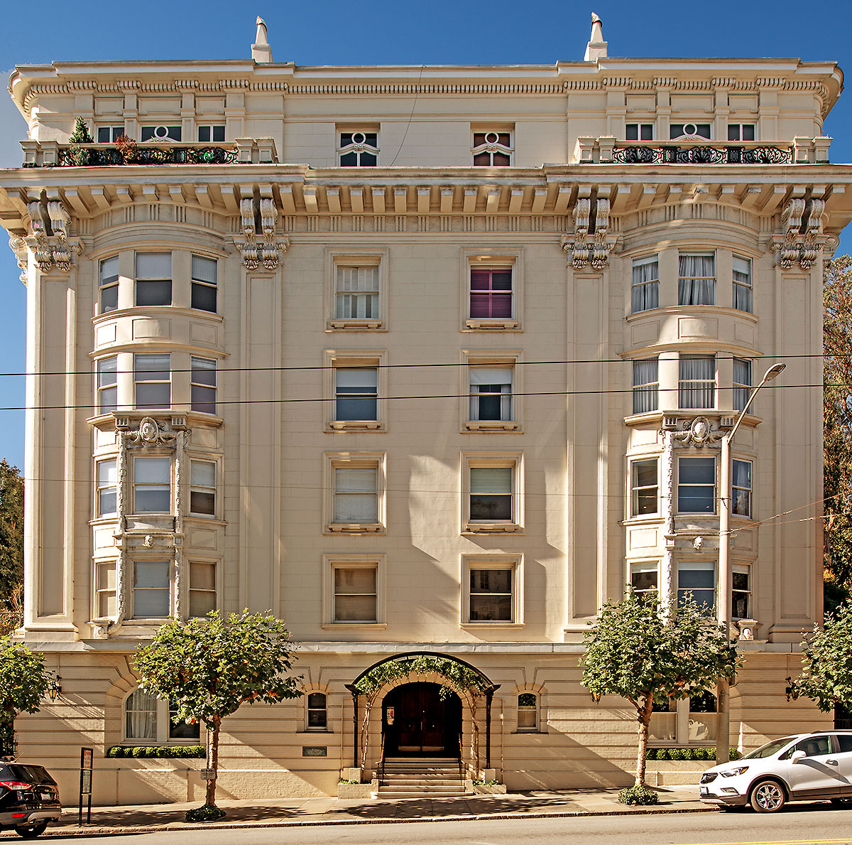 1925 Gough Street in Pacific Heights, designed by Conrad Meussdorffer, built 1908