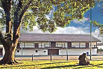 Sonoma Barracks on the Sonoma Plaza