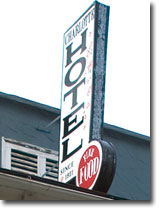 Hotel Charlotte in Groveland, California