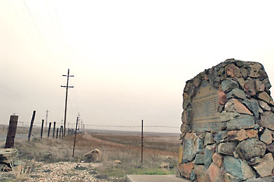 Overland Emigrant Trail Commemorative Plaque