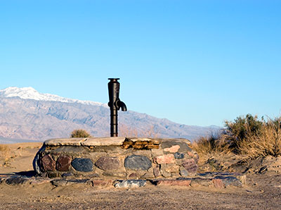 California Historical Landmark #826: Old Stovepipe Wells