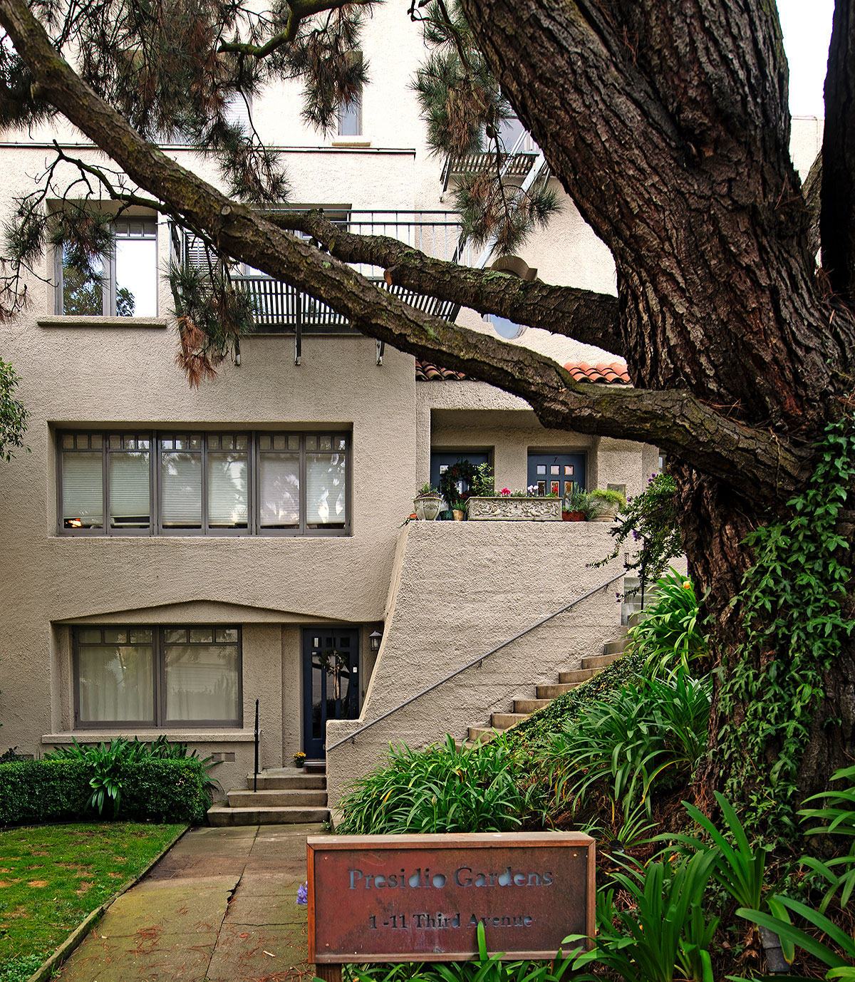 Presidio Gardens, designed by George A. Applegarth, was built in 1910