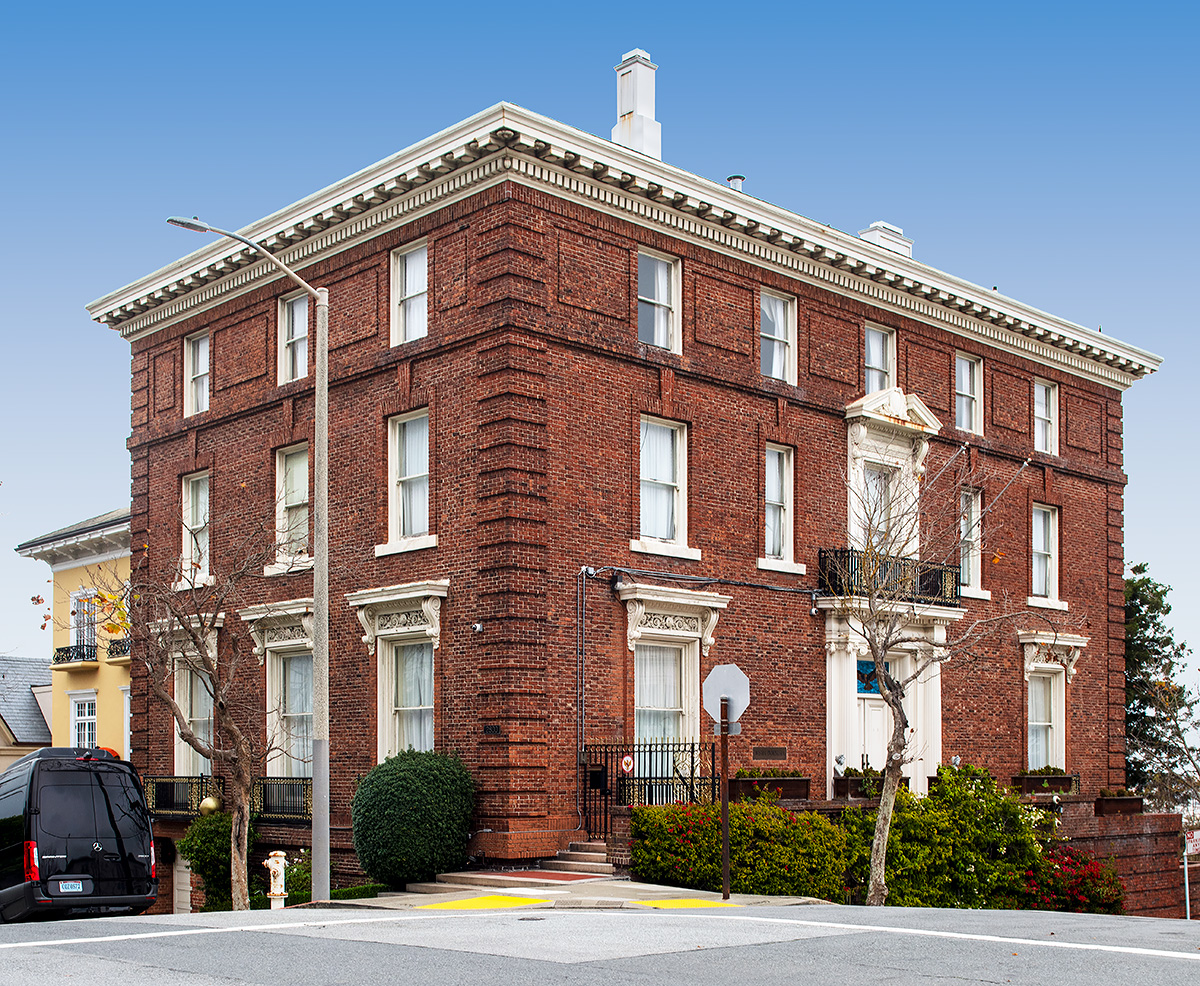 2800 Scott Street in Pacific Heights was designed by Bliss & Faville and built in 1905.