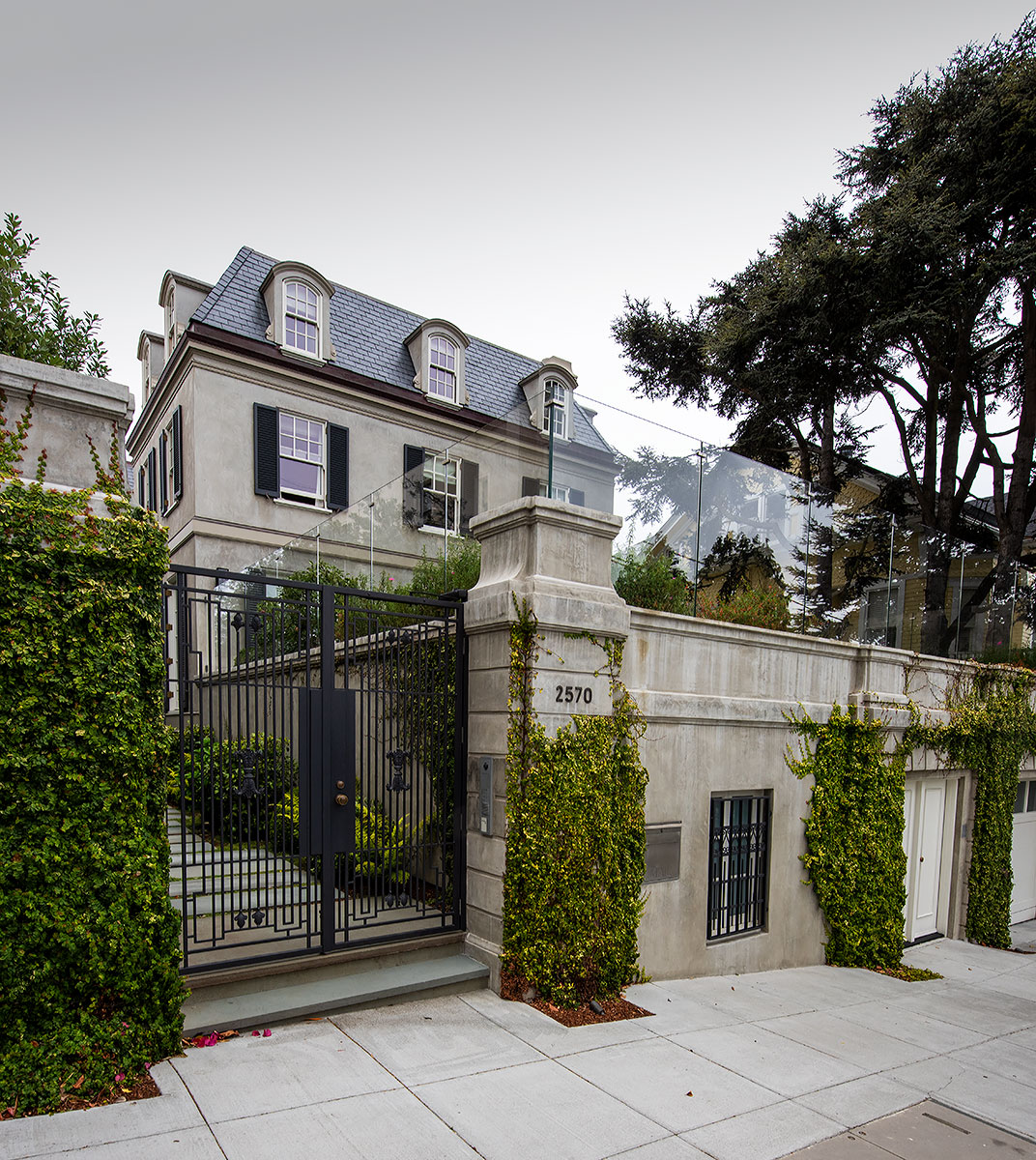 2570 Jackson Street in Pacific Heights, designed by Albert L. Farr, built 1916