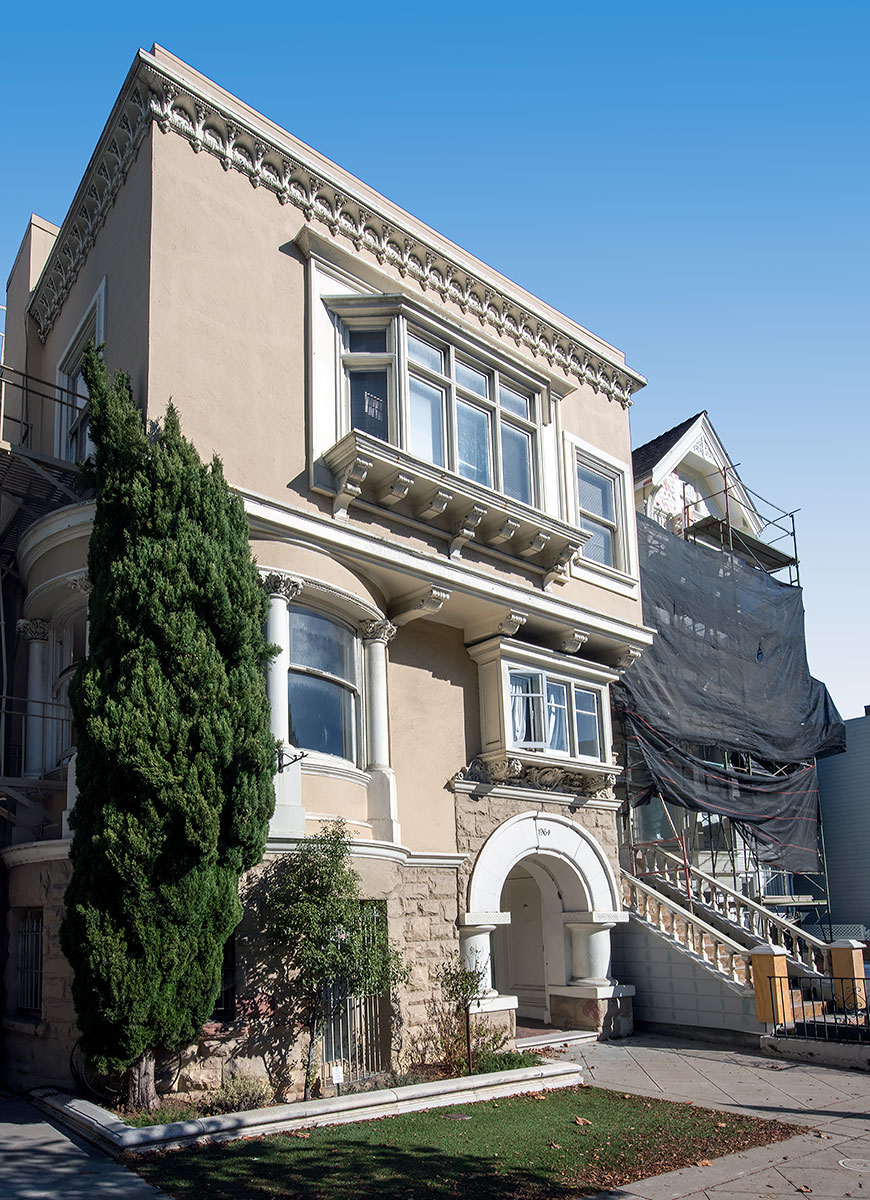 1964 Pacific Avenue in Pacific Heights was designed by Havens & Toepke and built in 1901.