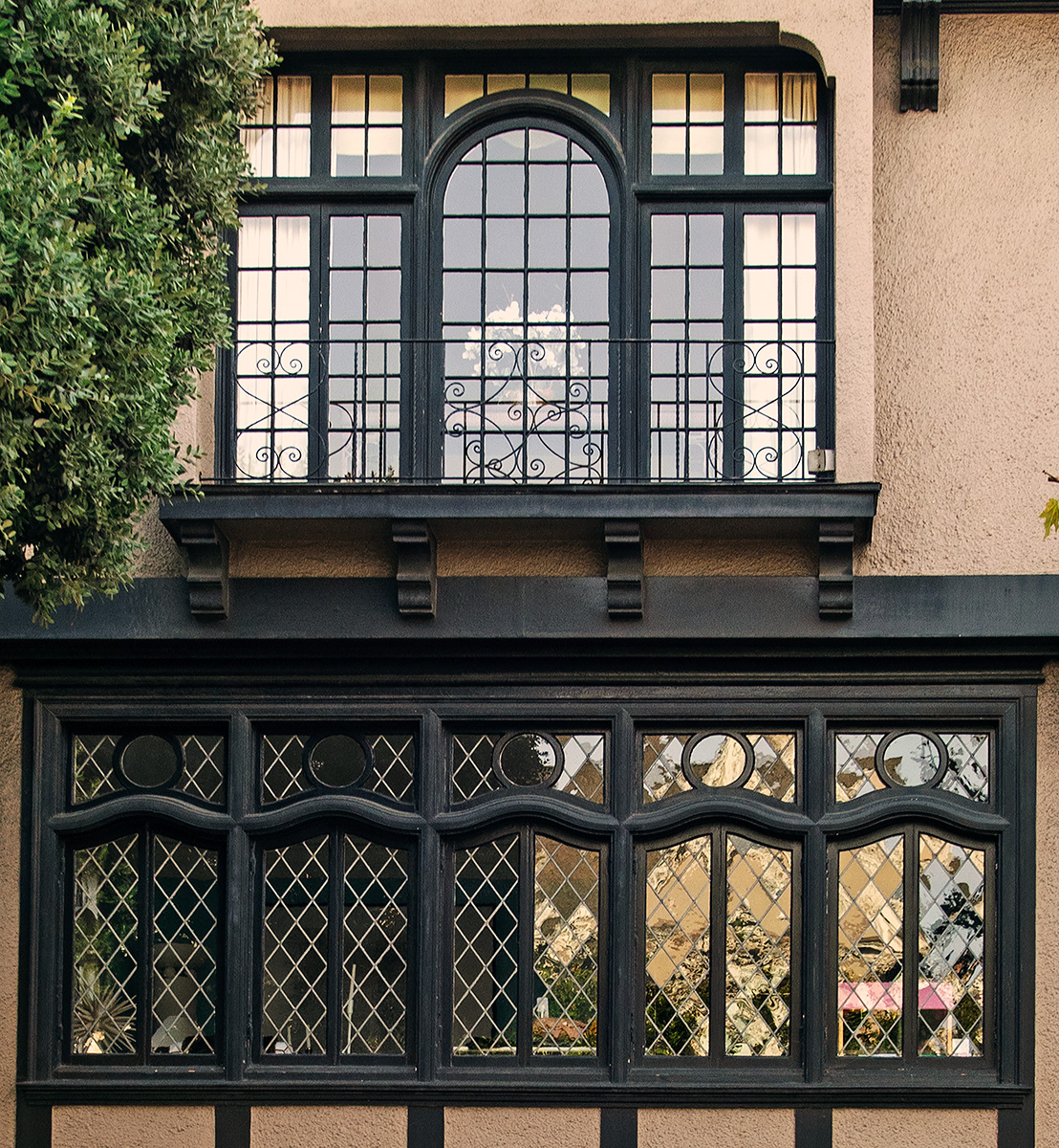 3353-55 Jackson Street in Pacific Heights, designed by Conrad Meussdorffer, built 1908