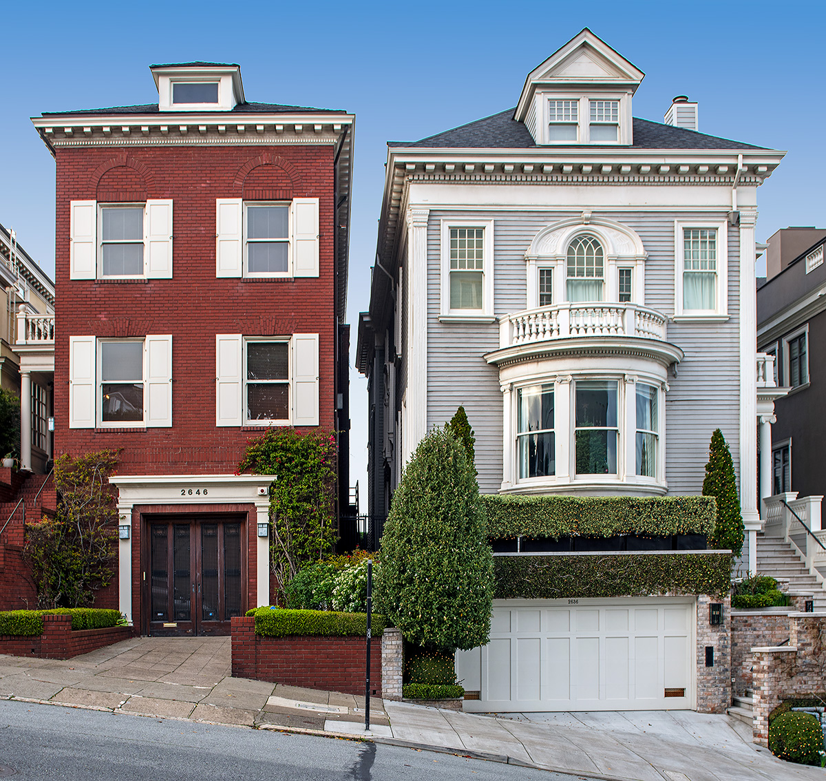 The Residence at 2646 Vallejo Streetwas designed by Reid & Reid and built in 1917.