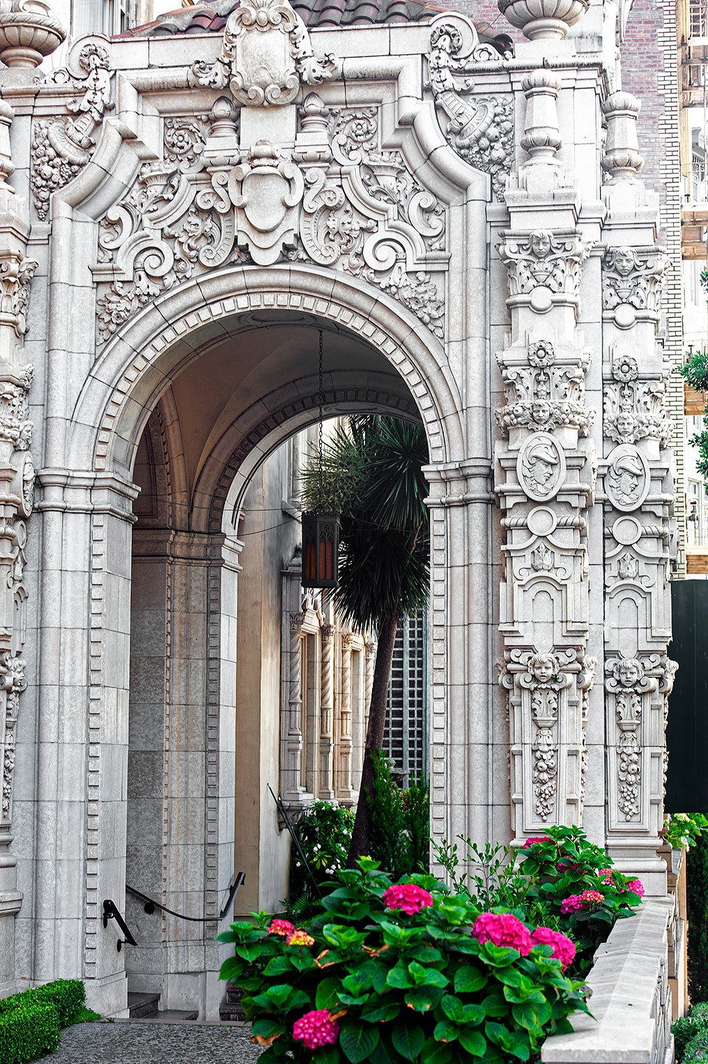 Cathedral Apartments at 1201 California Street on Nob Hill, designed by Weeks & Day, built 1930