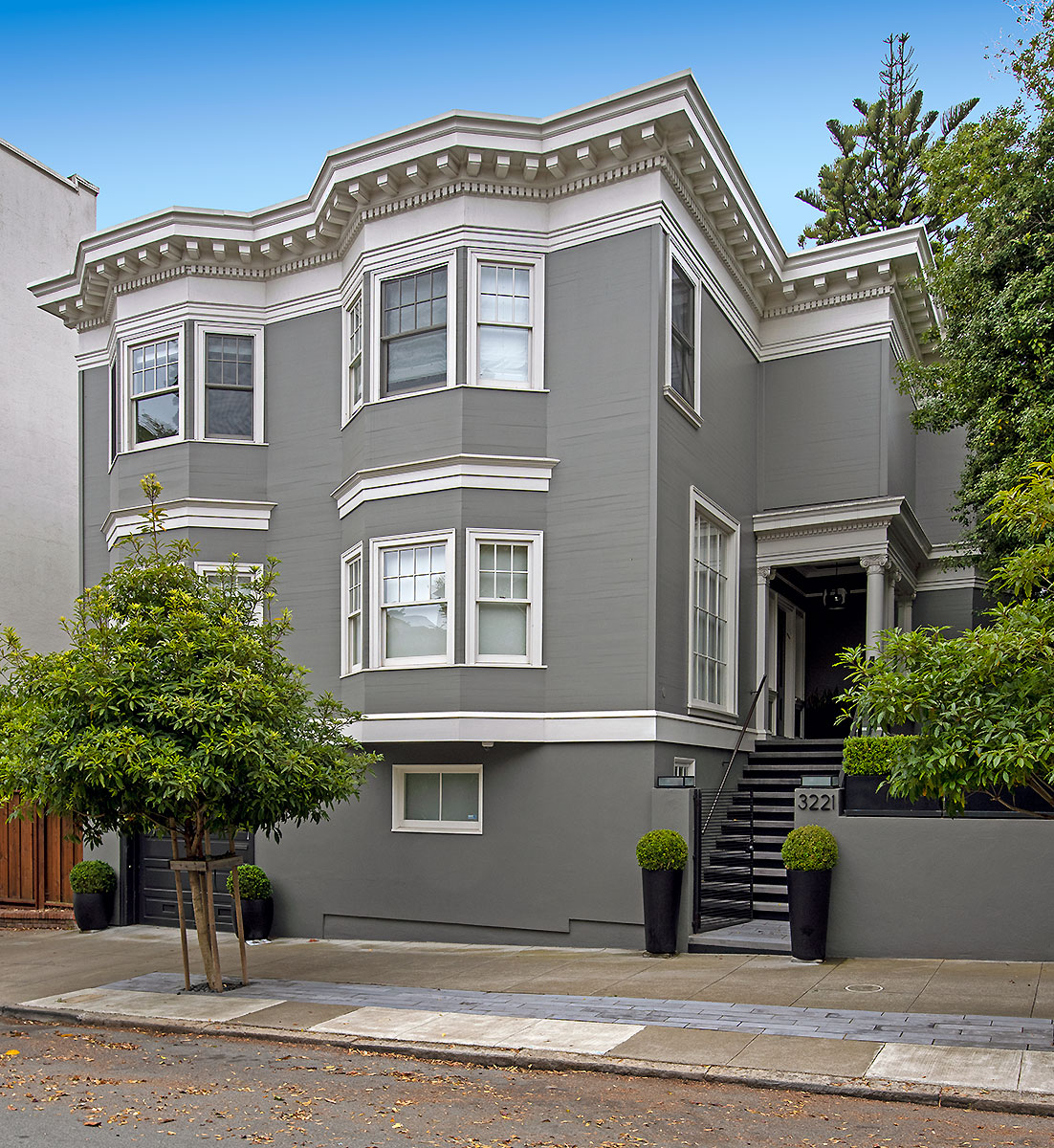 3221 Washington Street in Pacific Heights, designed by Edward E. Young, built 1926