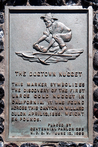 California Historical Landmark 771: Dogtown Nugget Discovery Site
