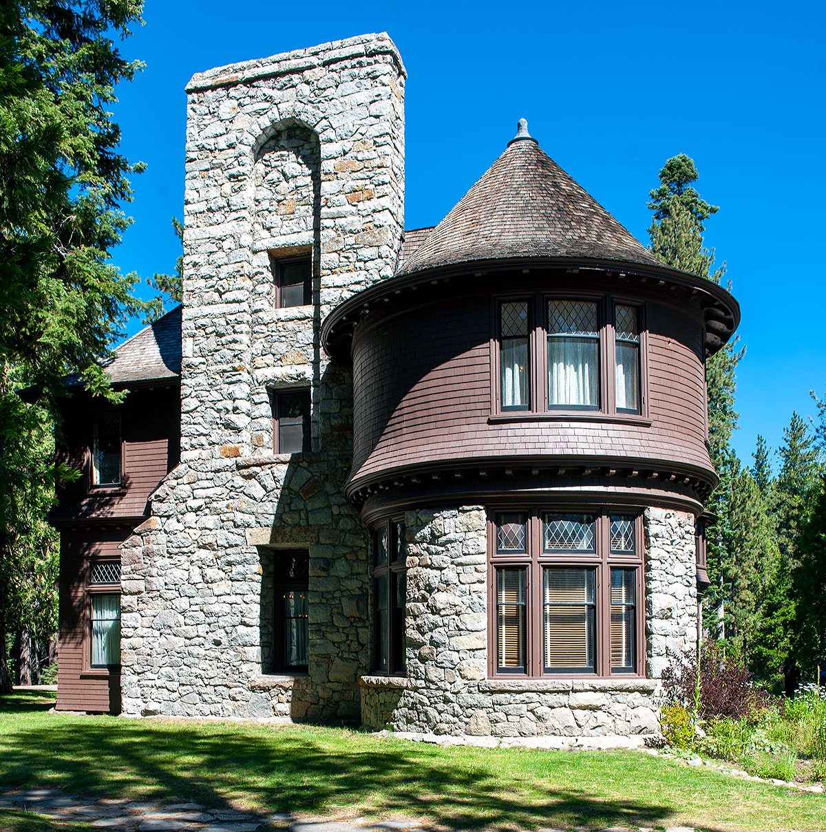 The Hellman-Ehrman Mansion on Lake Tahoe was designed by Bliss & Faville and built 1903.