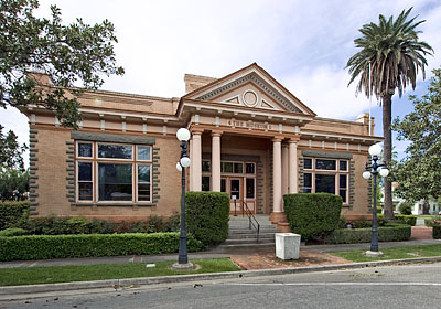Carnegie Library in Willows