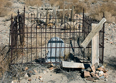 Grave on US 395 Near the Ghost Town of Cerro Gordo, California