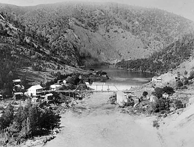 Town of Bagby on the Merced River in 1910