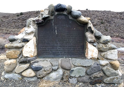 California Historical Landmark 792: Site of Dog Town