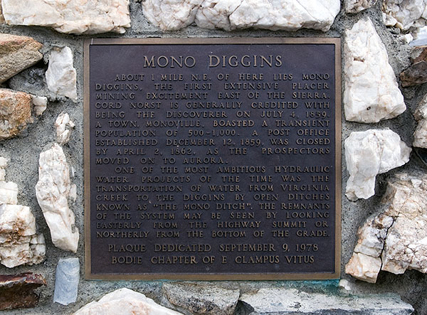 Mono Diggins Commemorative Plaque