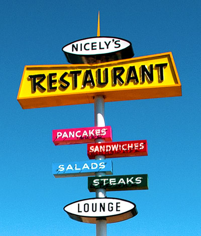 Nicelys Restaurant in Lee Vining