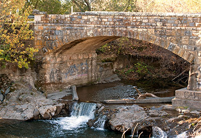 National Register #05000781: Napa River Bridge on Zinfandel Lane, California