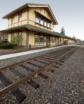 National Register #96001535: Southern Pacific Railroad Depot in St. Helena, California