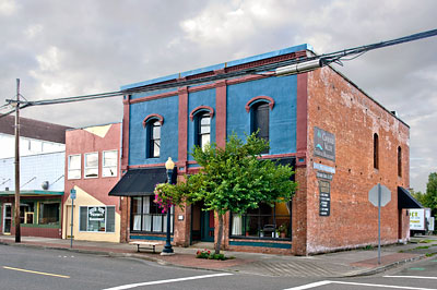 National Register #90001586: A. H. Black and Company Building in Myrtle Point, Oregon