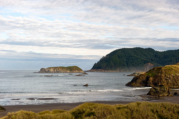 Hunters Cove Between Brookings and Gold Beach