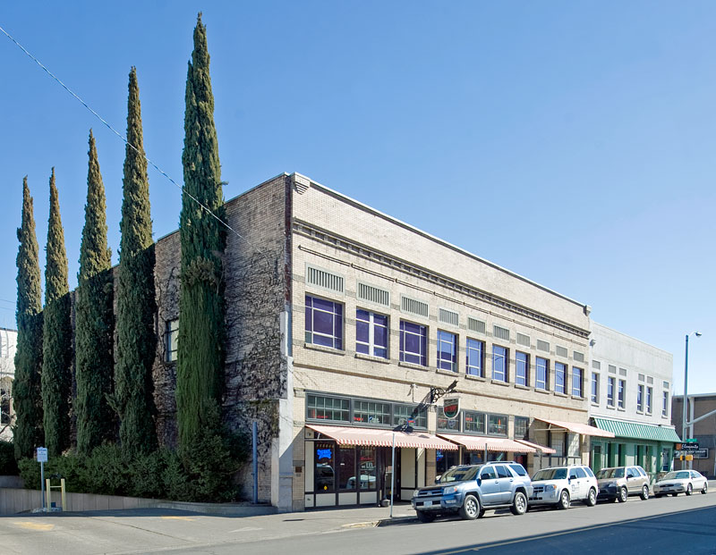 Medford Downtown Historic District: Palm Building (AKA Gordy Building)
