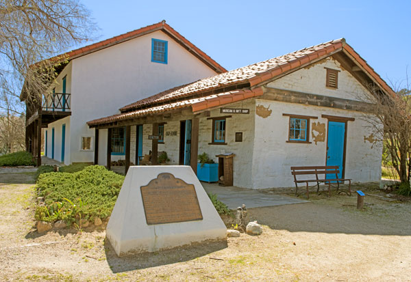California Historical Landmark 936: Rios-Caledonia Adobe in San Miguel