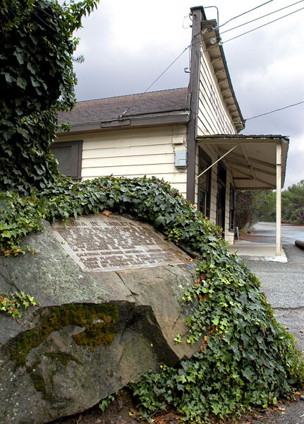 California Historical Landmark #825: Casa de Tableta in Portola Valley