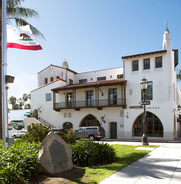 California Historical Landmark 307: De la Guerra Plaza in Santa Barbara