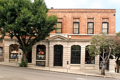 California Historical Landmark #453: Bank of Lucas, Turner and Company