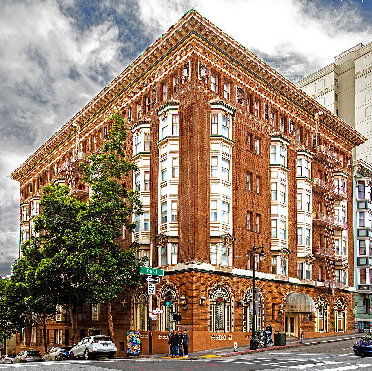 The Beresford Arms Hotel was designed by Beresford Arms Hotel and built in 1910.