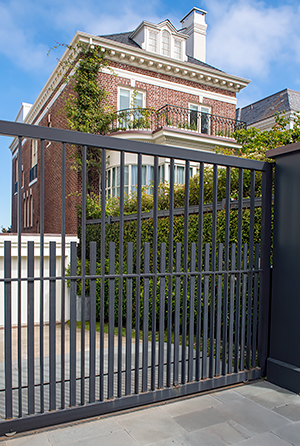 2108 Washington Street in San Francisco Remodeled by Lewis Parsons Hobart
