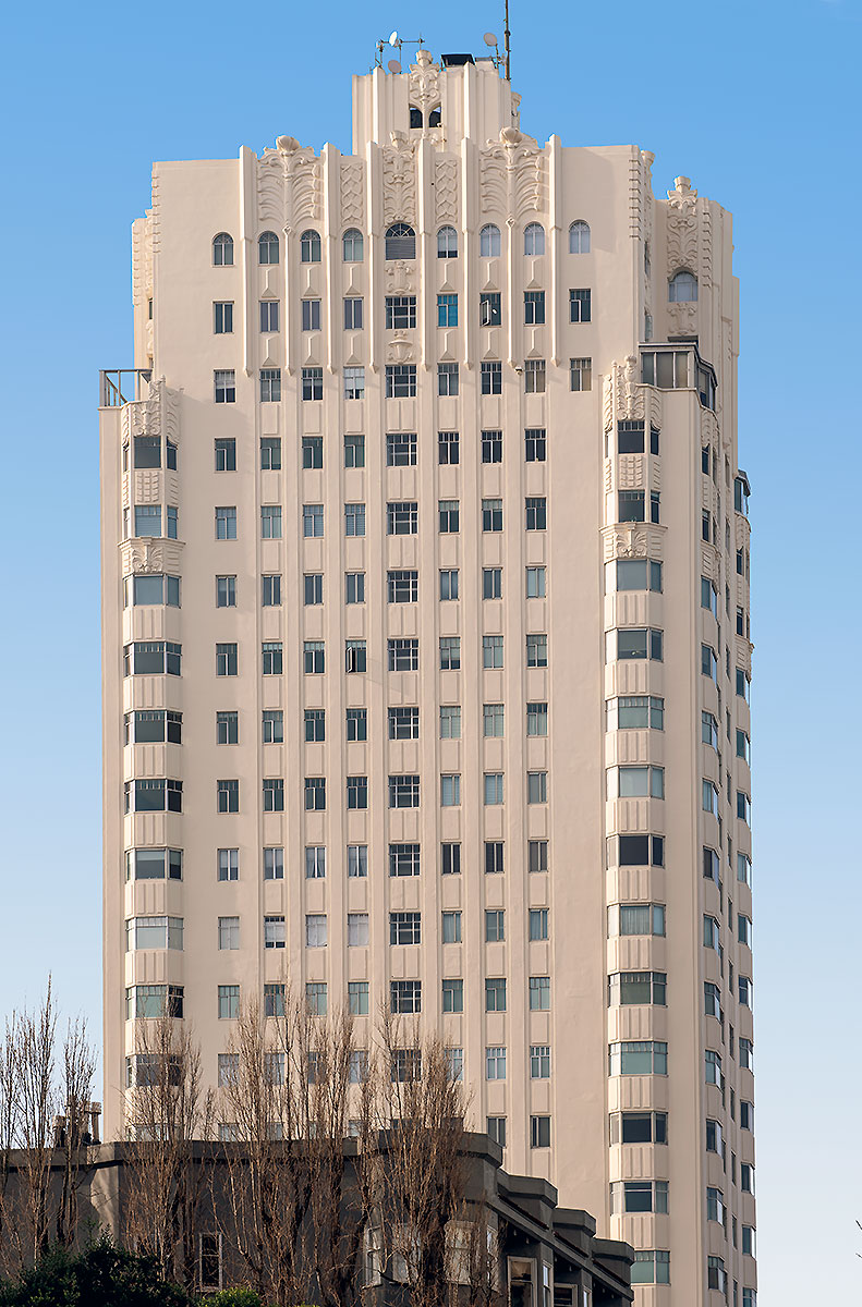 Bellaire Tower at 1101 Green Street on Russian Hill, designed by H. C. Baumann, built 1930
