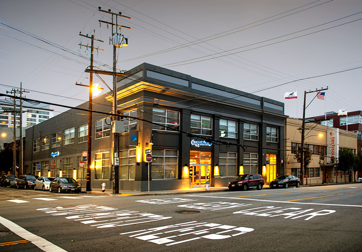 Clyde and Crooks Warehouse Historic District)