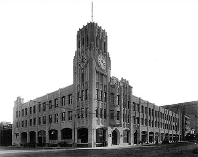 San Francisco Chronicle Building in 1924