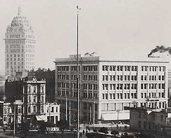 California Historical Landmark #876: Site of the City of Paris Building