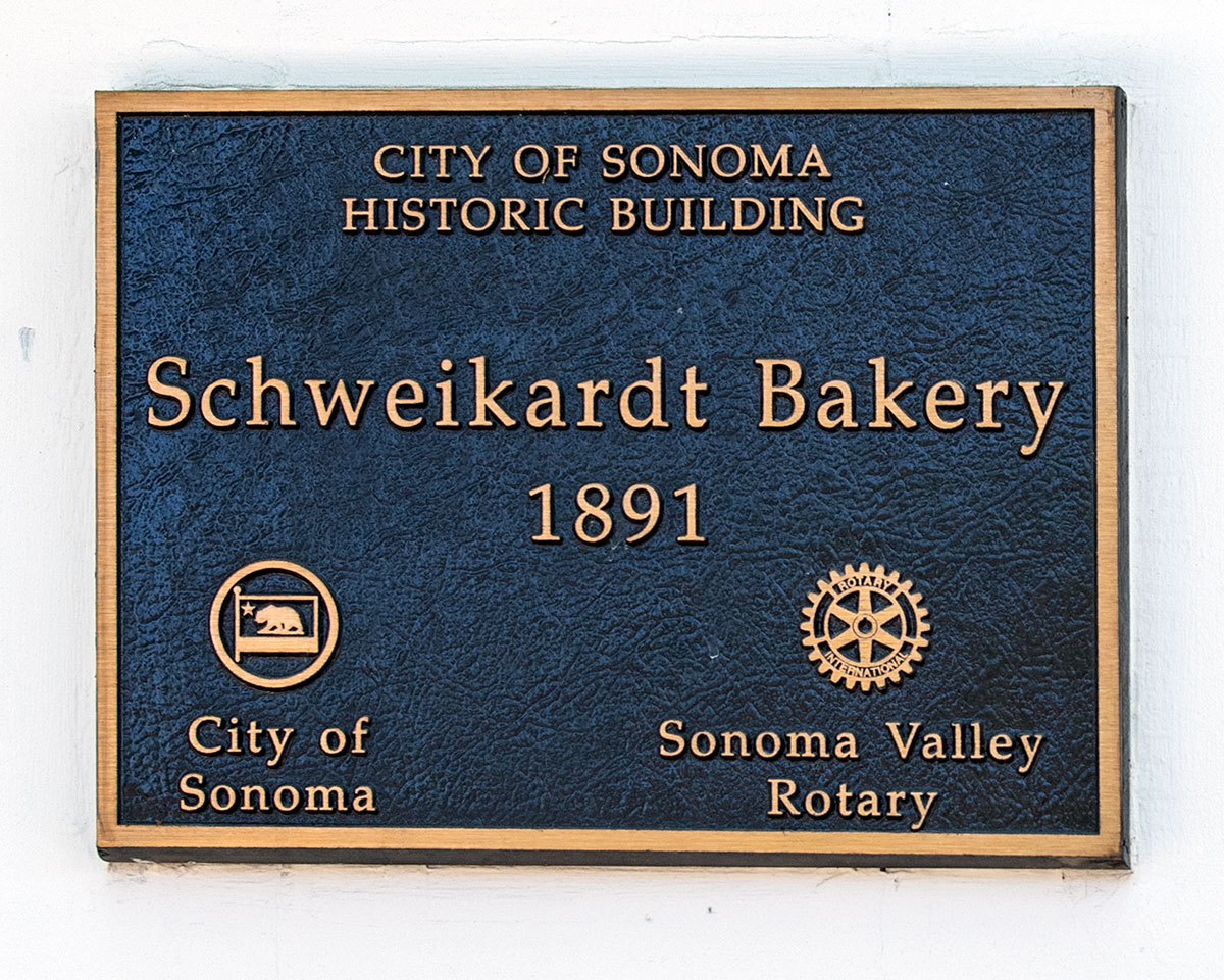 520-522 Broadway South of Sonoma Plaza