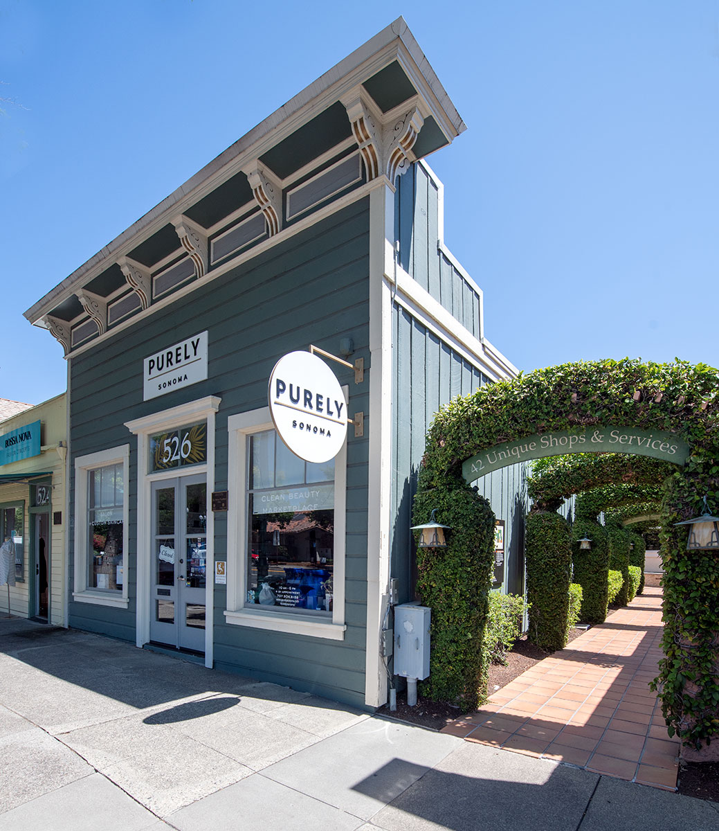 526 Broadway South of Sonoma Plaza
