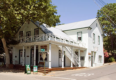 Millers Saloon in Knights Ferry, California