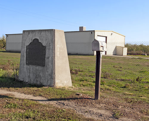 California Historical Landmark #346: Sutter's Hock Farm Site Near Yuba City