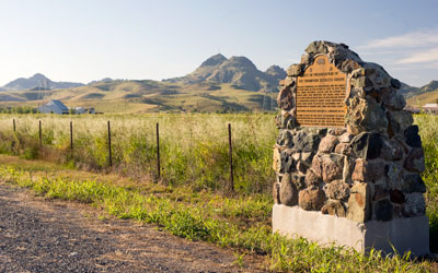 California Historical Landmark 929: Site of Propogation of the Thompson Seedless Grape